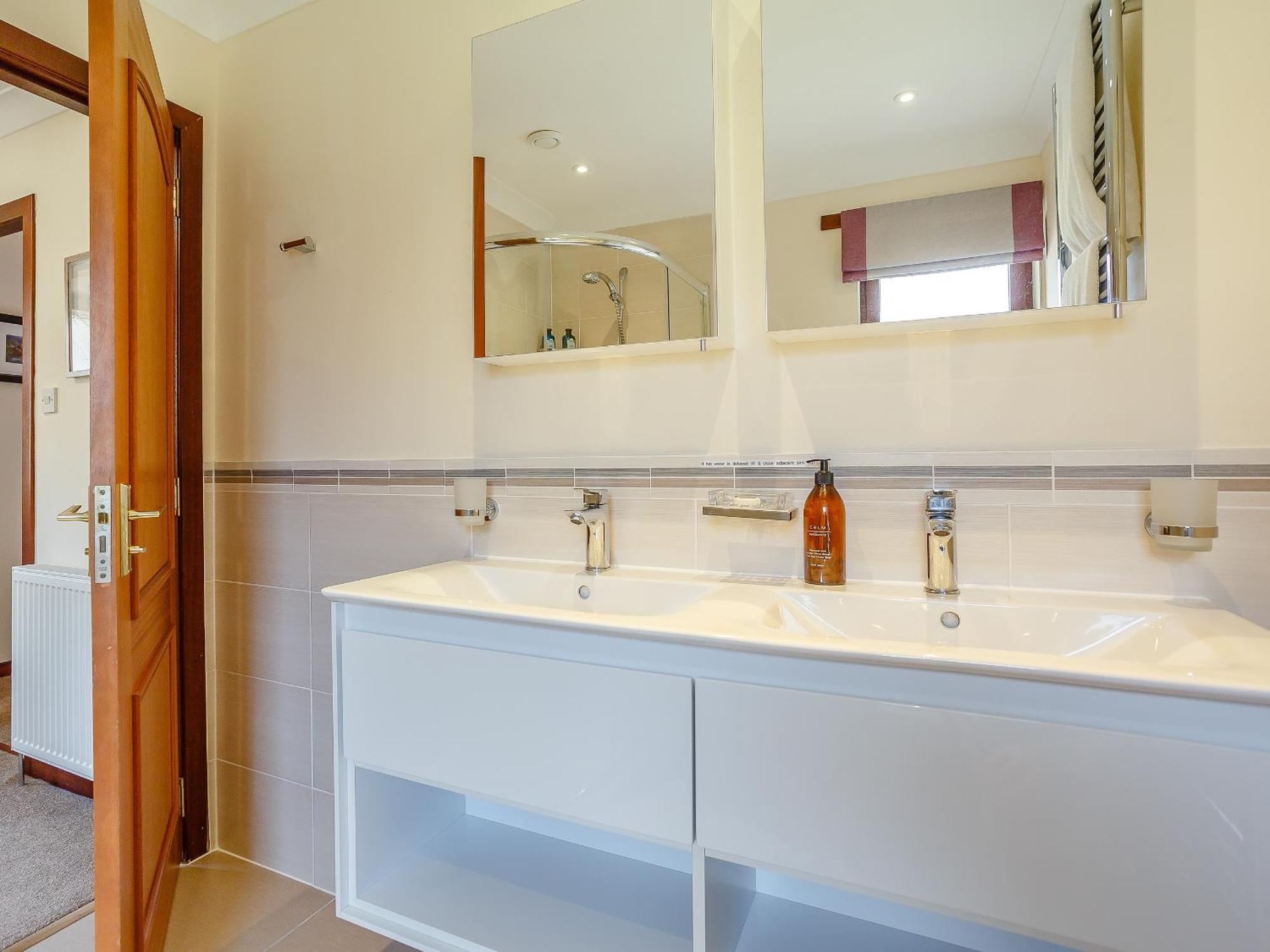 Ard Taigh Villa Fearnan Ngoại thất bức ảnh